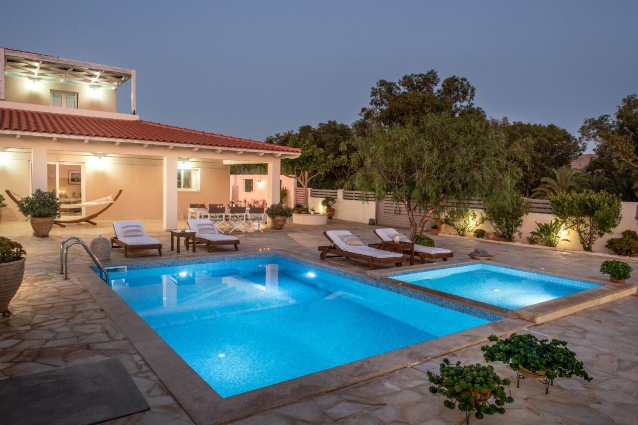 Filothei Beach House With Pool Kalamaki  Dış mekan fotoğraf
